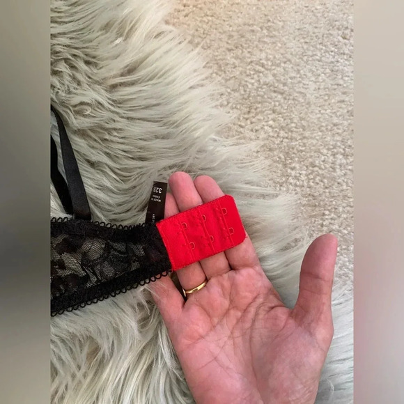 Love sick bra 32 B NWOT - Picture 6 of 8